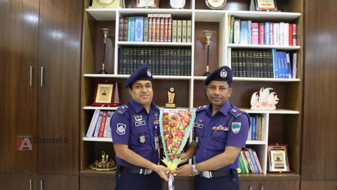 বাগেরহাটে পুলিশ সুপার হিসেবে যোগদান করলেন মোঃ আসাদুজ্জামান