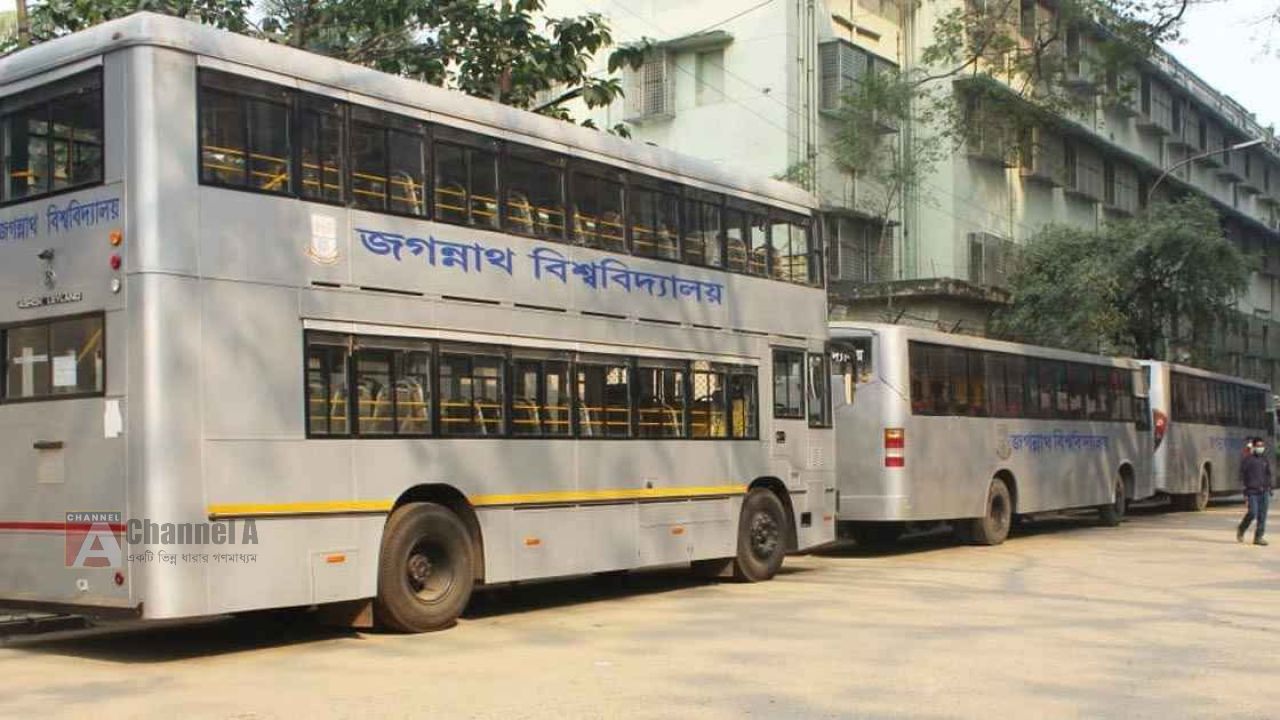 শিক্ষার্থীদের বাড়ি ফিরতে বিভাগীয় শহরে বাস সুবিধা দিচ্ছে জগন্নাথ প্রশাসন