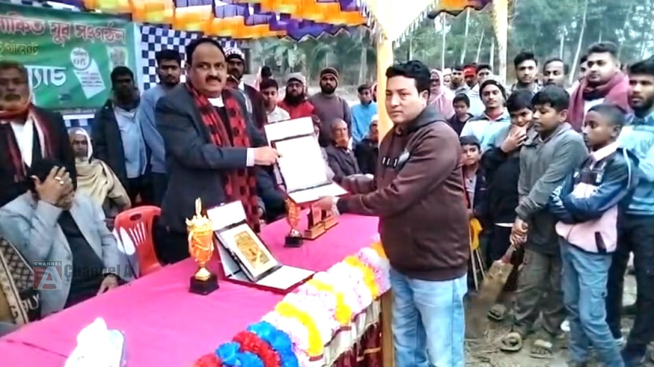 মীরতলা যুব সংগঠনের উদ্যোগে ক্রিকেট টুর্নামেন্ট অনুষ্ঠিত