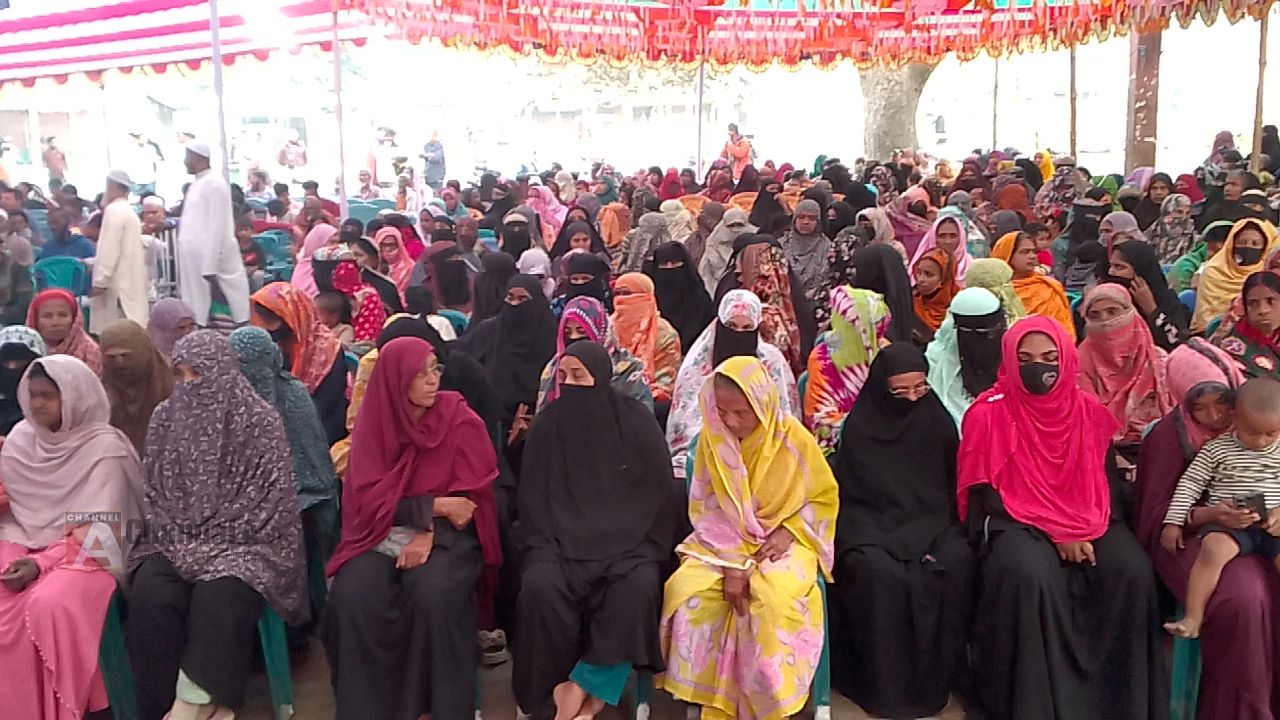 গোমস্তাপুর উপজেলা রহনপুর পৌরসভায় বিএনপি'র নির্বাচনী মহিলা দলের কর্মী সমাবেশ